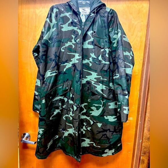 Seaway mens LG green camo insulated rain coat